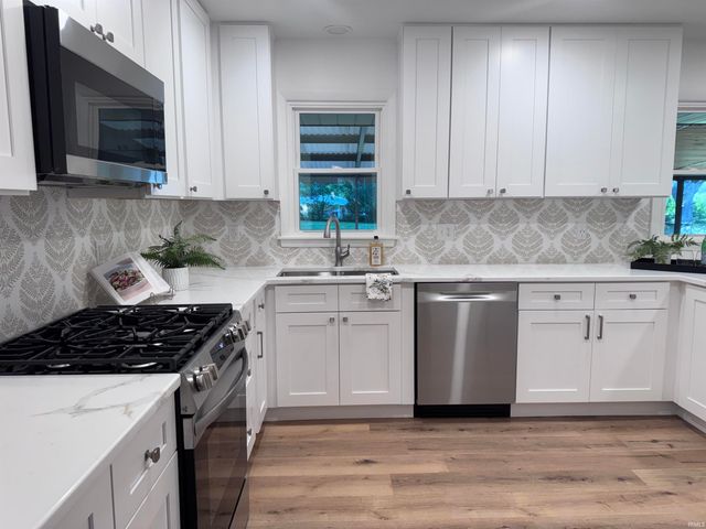 59843 Kay Boulevard, Elkhart, IN 46517