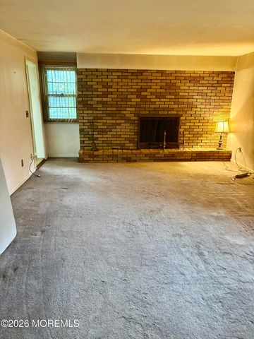 123 Algonquin Trail, Brick, NJ 08724