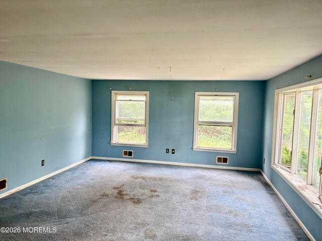 123 Algonquin Trail, Brick, NJ 08724