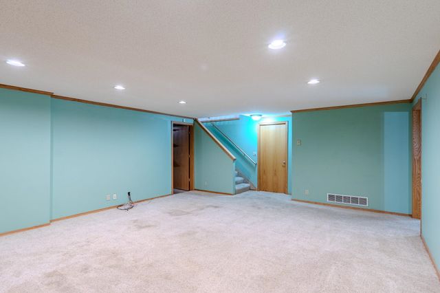 2413 N Watersedge Ct., Wichita, KS 67205