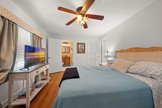 225 GARDEN CIRCLE S, Dunedin, FL 34698