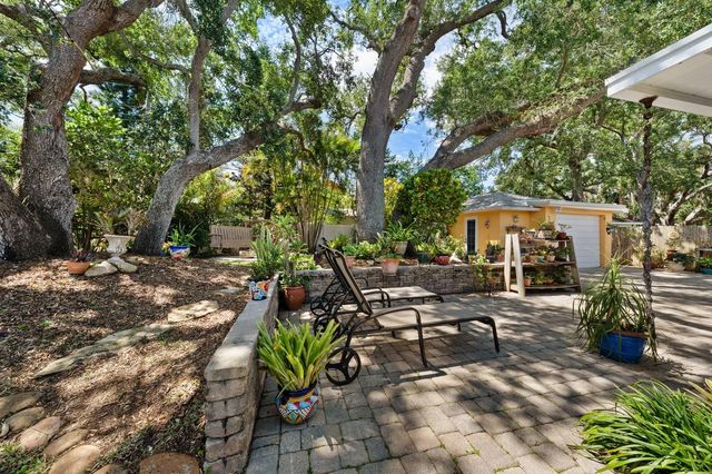 225 GARDEN CIRCLE S, Dunedin, FL 34698