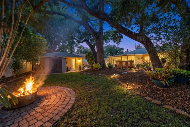 225 GARDEN CIRCLE S, Dunedin, FL 34698