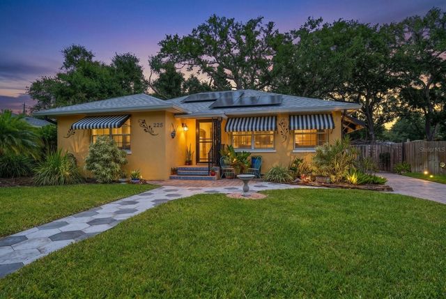 225 GARDEN CIRCLE S, Dunedin, FL 34698