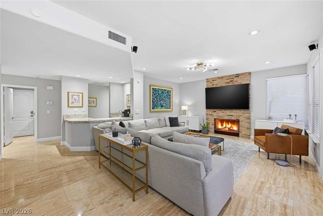 8316 Slate Harbor Circle, Las Vegas, NV 89128