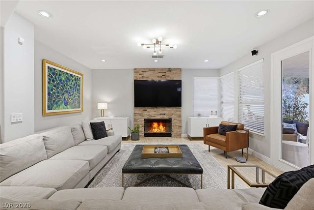 8316 Slate Harbor Circle, Las Vegas, NV 89128