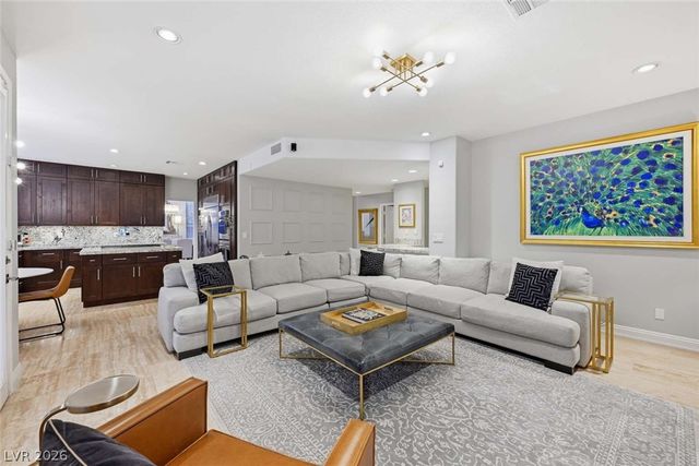 8316 Slate Harbor Circle, Las Vegas, NV 89128