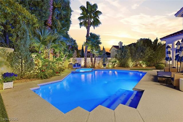 8316 Slate Harbor Circle, Las Vegas, NV 89128