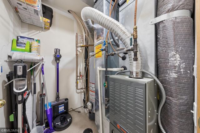 5468 Brent Avenue, Inver Grove Heights, MN 55076