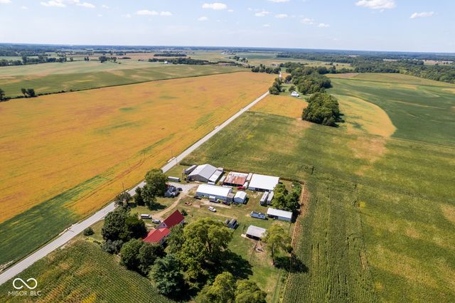 16506 Strawtown Avenue, Noblesville, IN 46060