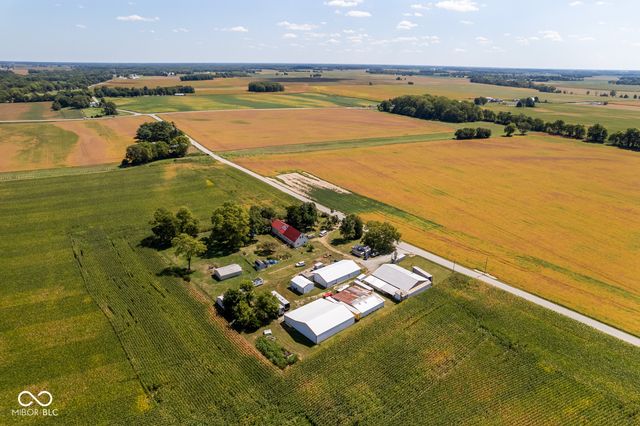 16506 Strawtown Avenue, Noblesville, IN 46060