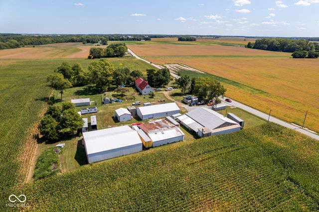 16506 Strawtown Avenue, Noblesville, IN 46060