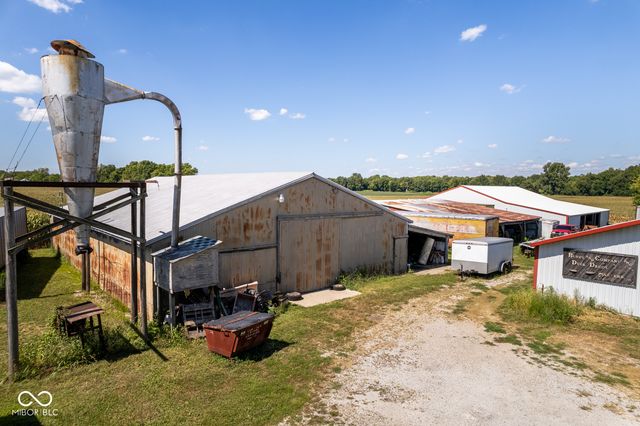 16506 Strawtown Avenue, Noblesville, IN 46060