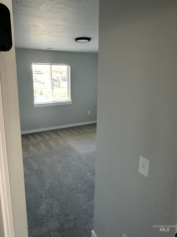 3039 S Alcamo Way, Meridian, ID 83642