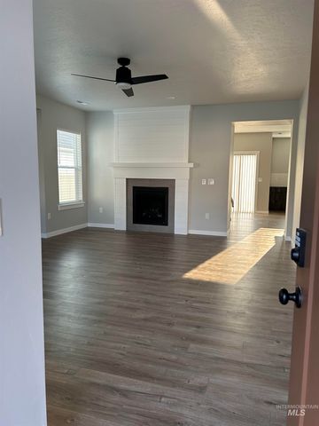 3039 S Alcamo Way, Meridian, ID 83642