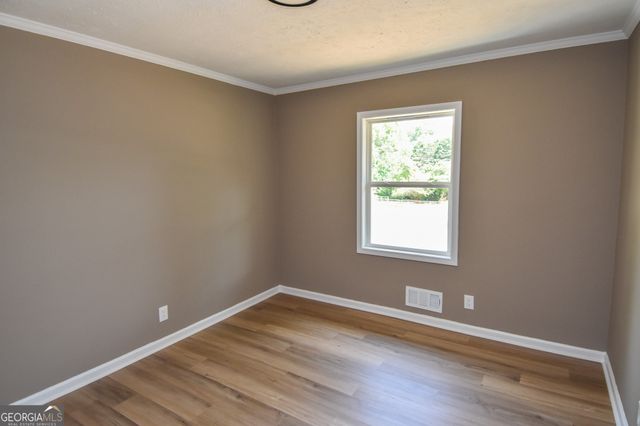 1545 Oakhill Drive, Griffin, GA 30223