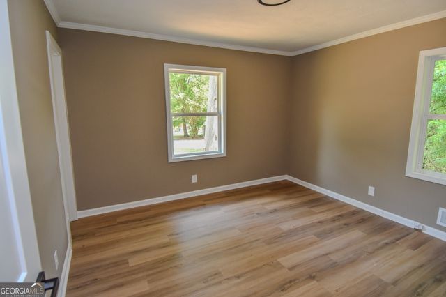 1545 Oakhill Drive, Griffin, GA 30223