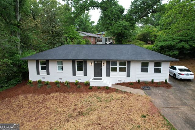 1545 Oakhill Drive, Griffin, GA 30223