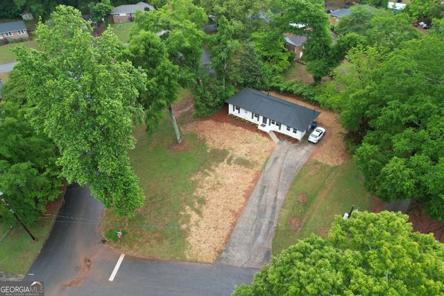 1545 Oakhill Drive, Griffin, GA 30223