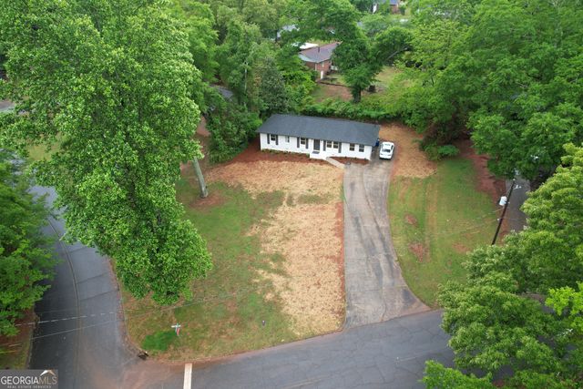 1545 Oakhill Drive, Griffin, GA 30223