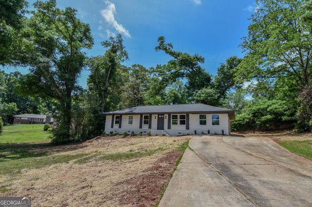 1545 Oakhill Drive, Griffin, GA 30223