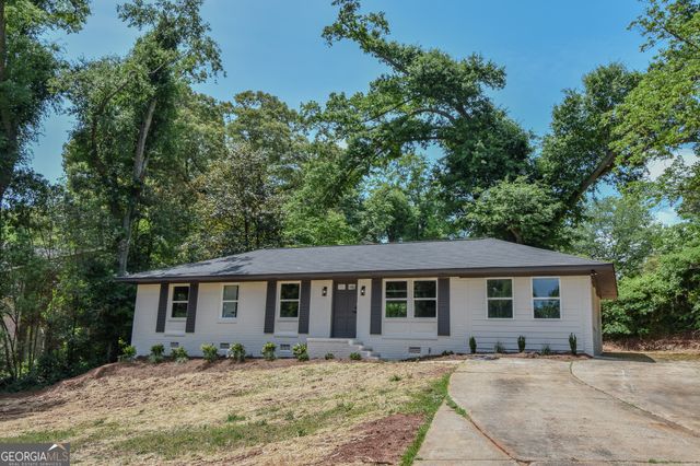 1545 Oakhill Drive, Griffin, GA 30223