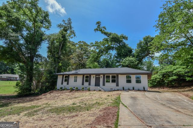 1545 Oakhill Drive, Griffin, GA 30223