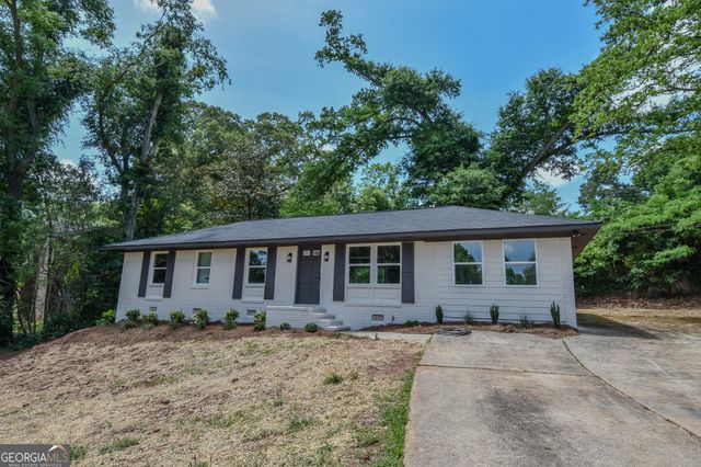 1545 Oakhill Drive, Griffin, GA 30223