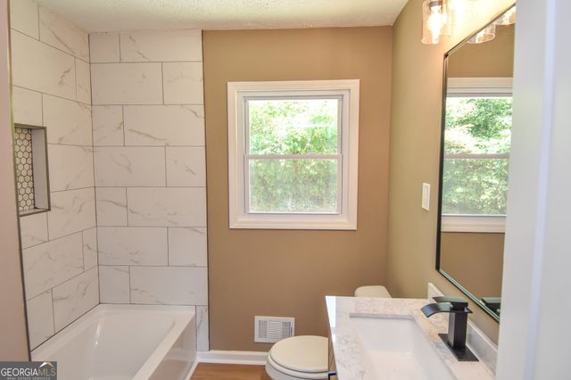 1545 Oakhill Drive, Griffin, GA 30223