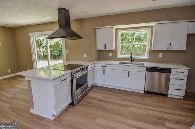 1545 Oakhill Drive, Griffin, GA 30223