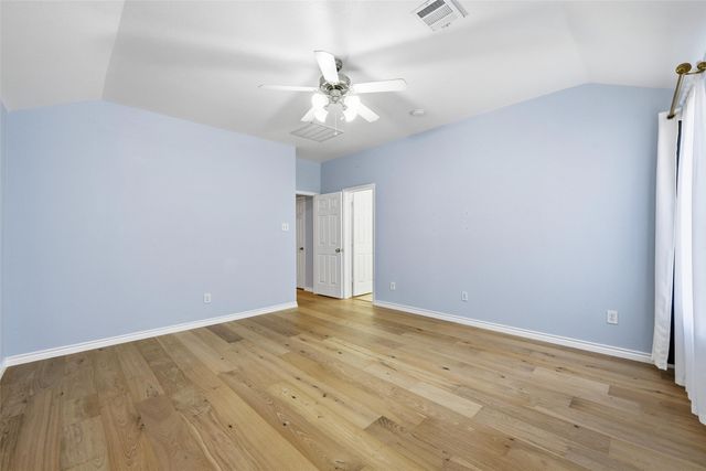 835 Evergreen Lane, Burleson, TX 76028