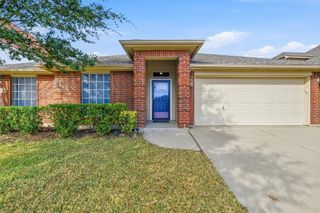 835 Evergreen Lane, Burleson, TX 76028