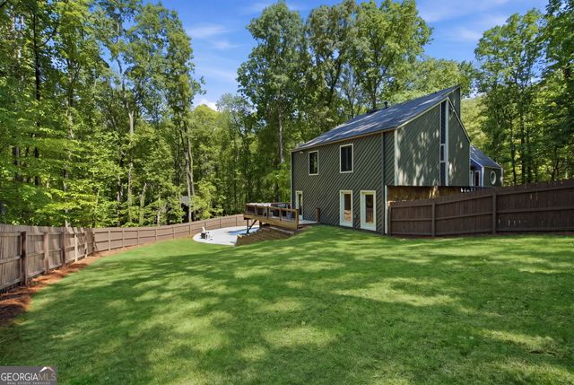 1075 Pine Grove Pointe Drive, Roswell, GA 30075