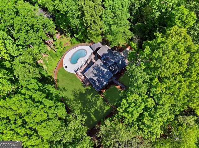 1075 Pine Grove Pointe Drive, Roswell, GA 30075