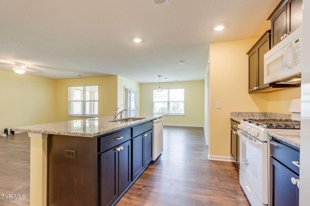 1245 Stamp Lodge Road, Kingsport, TN 37660