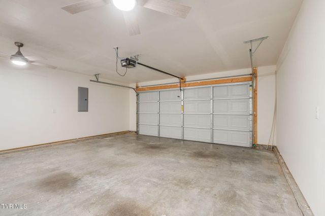 1245 Stamp Lodge Road, Kingsport, TN 37660