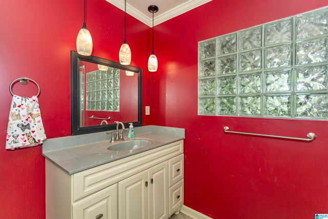 310 SOUTH PARKWAY, Hueytown, AL 35023