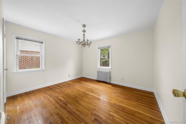 131 Primrose Drive, New Hyde Park, NY 11040