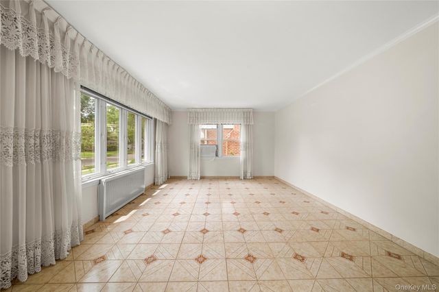 131 Primrose Drive, New Hyde Park, NY 11040
