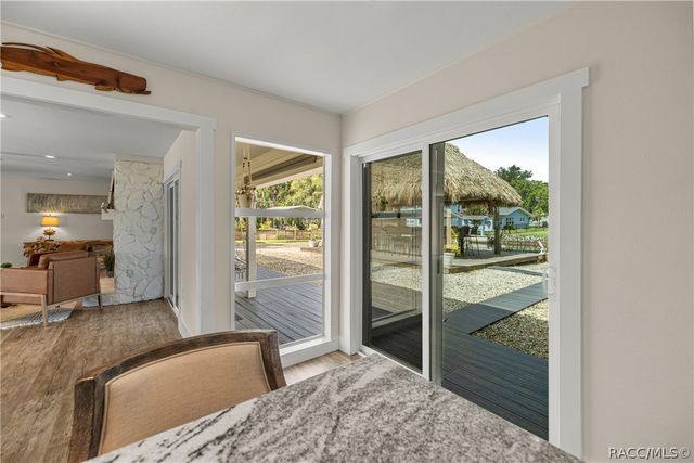 4216 S Marva Terrace, Homosassa, FL 34448