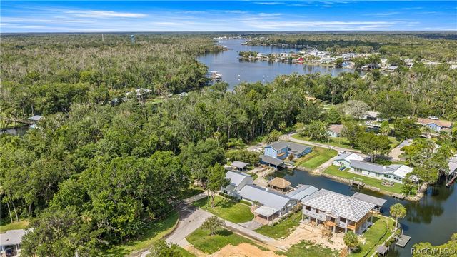 4216 S Marva Terrace, Homosassa, FL 34448