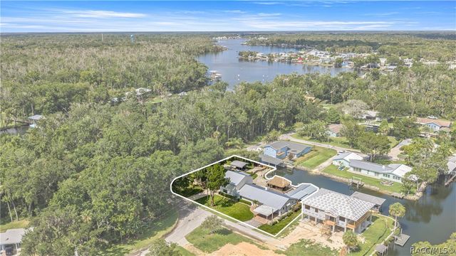 4216 S Marva Terrace, Homosassa, FL 34448