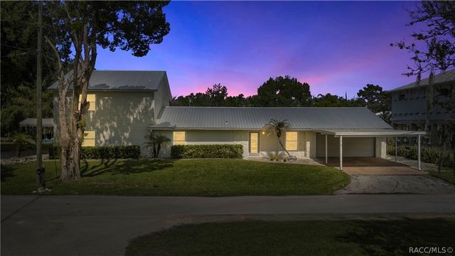 4216 S Marva Terrace, Homosassa, FL 34448