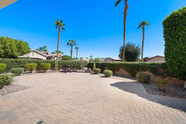 81960 Golden Star Way, La Quinta, CA 92253