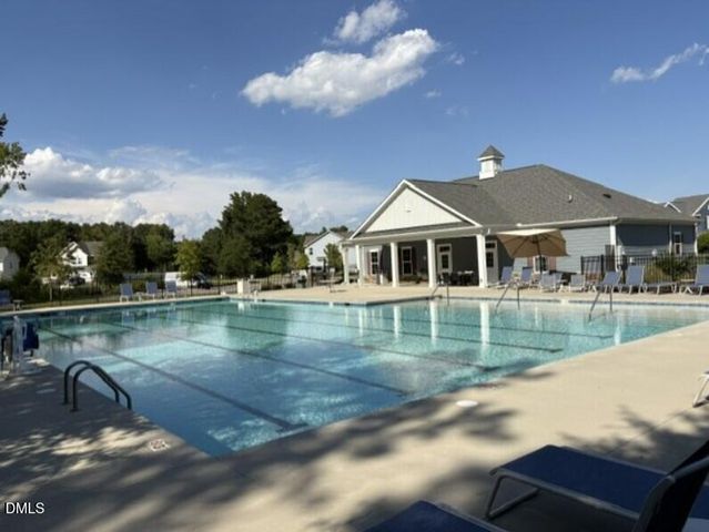 26 Cloudberry Court, Clayton, NC 27520