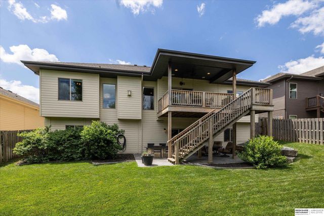18710 Leavenworth Street, Omaha, NE 68022