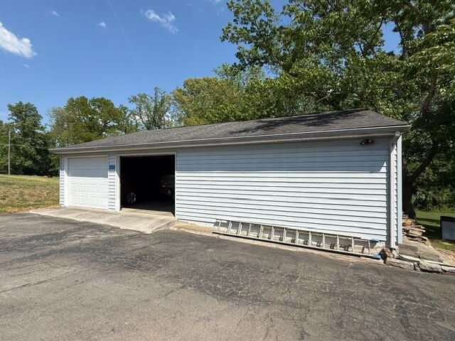 402 Westwood Drive, Nancy, KY 42544
