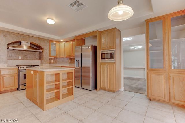 7769 Tattersall Flag Street, Las Vegas, NV 89139