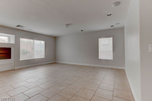 7769 Tattersall Flag Street, Las Vegas, NV 89139