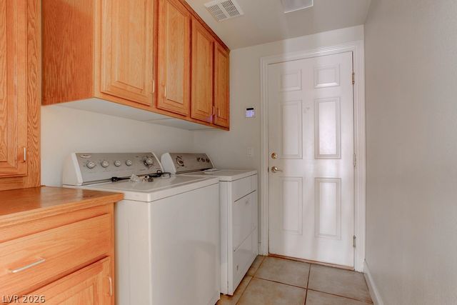 7769 Tattersall Flag Street, Las Vegas, NV 89139